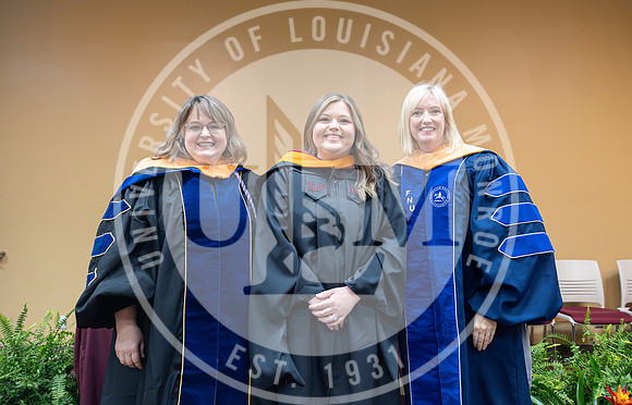 ULM Nursing Pining and Hooding